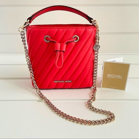 Michael Kors Suri Sm Quilted Bucket Crossbody Bag New With Tags - Picture 3 of 7